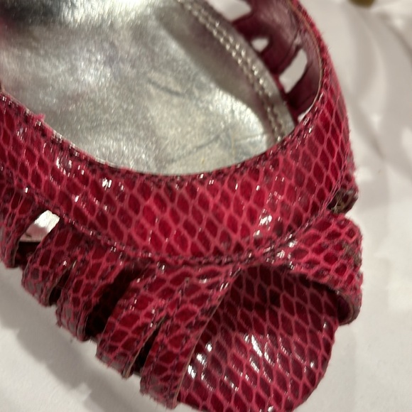 Heels - Picture 6 of 11